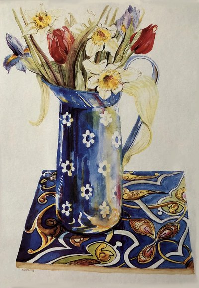Tulpen, Iris en Narcissen in een Blauwe Emaille Kan met een Italiaanse Tegel door Unbekannt Unbekannt